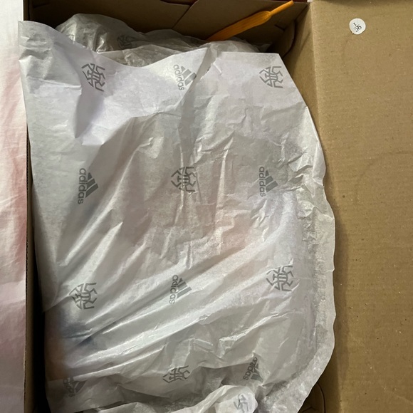 Mens Adidas D.O.N Issue #3 Lego Sneakers  Size 6 - Picture 3 of 9